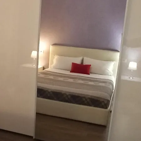 La Casa Di Lucia Holiday home *